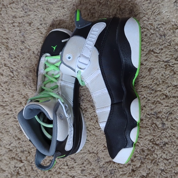 Jordan 6 Rings - Picture 4 of 7